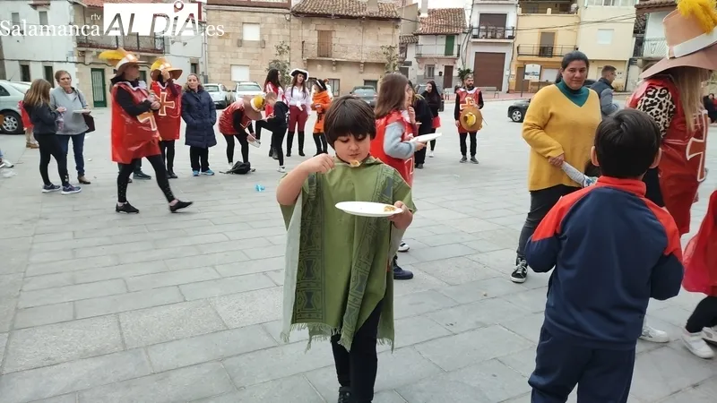 Celebración del Lunes de Carnaval en Villarino de los Aires / CORRAL