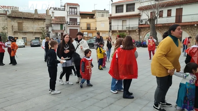 Celebración del Lunes de Carnaval en Villarino de los Aires / CORRAL