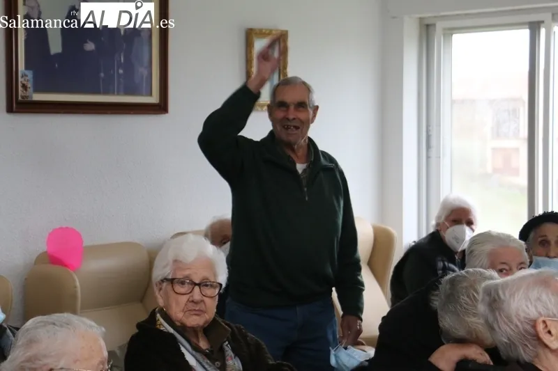 En la construcción de la residencia de Vilvestre colaboró todo el pueblo |  FOTO: CORRAL