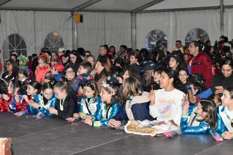 Foto 3 - Talleres, m&uacute;sica y pasacalles en el Carnaval de Guijuelo