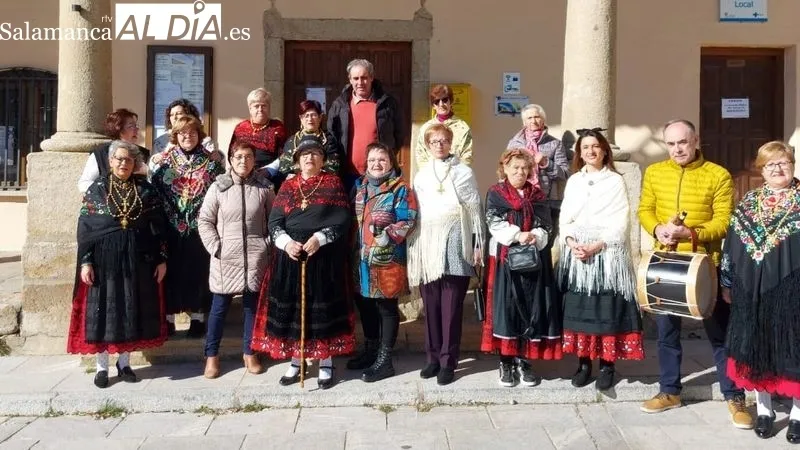 Las Águedas de Sobradillo iniciaron la fiesta con la entrega del bastón de mando