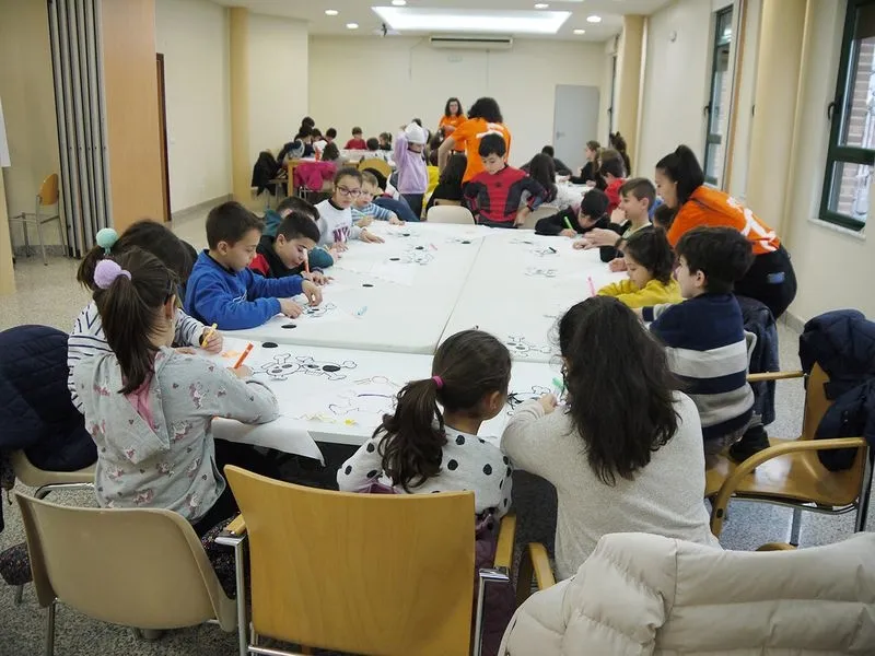 Talleres para preparar el disfraz en Carbajosa de la Sagrada