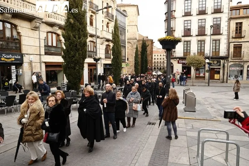 Foto 30 - As&iacute; ha sido el traslado de la imagen de Nuestro Padre Jes&uacute;s Nazareno para el viacrucis de la Junta de la Semana Santa