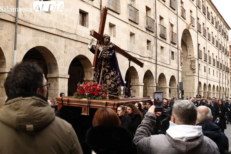Foto 8 - As&iacute; ha sido el traslado de la imagen de Nuestro Padre Jes&uacute;s Nazareno para el viacrucis de la Junta de la Semana Santa