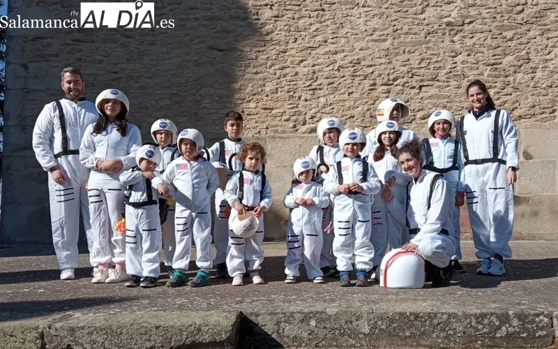 El CRA Bajo Tormes celebra un divertido desfile de Carnaval en Monleras  