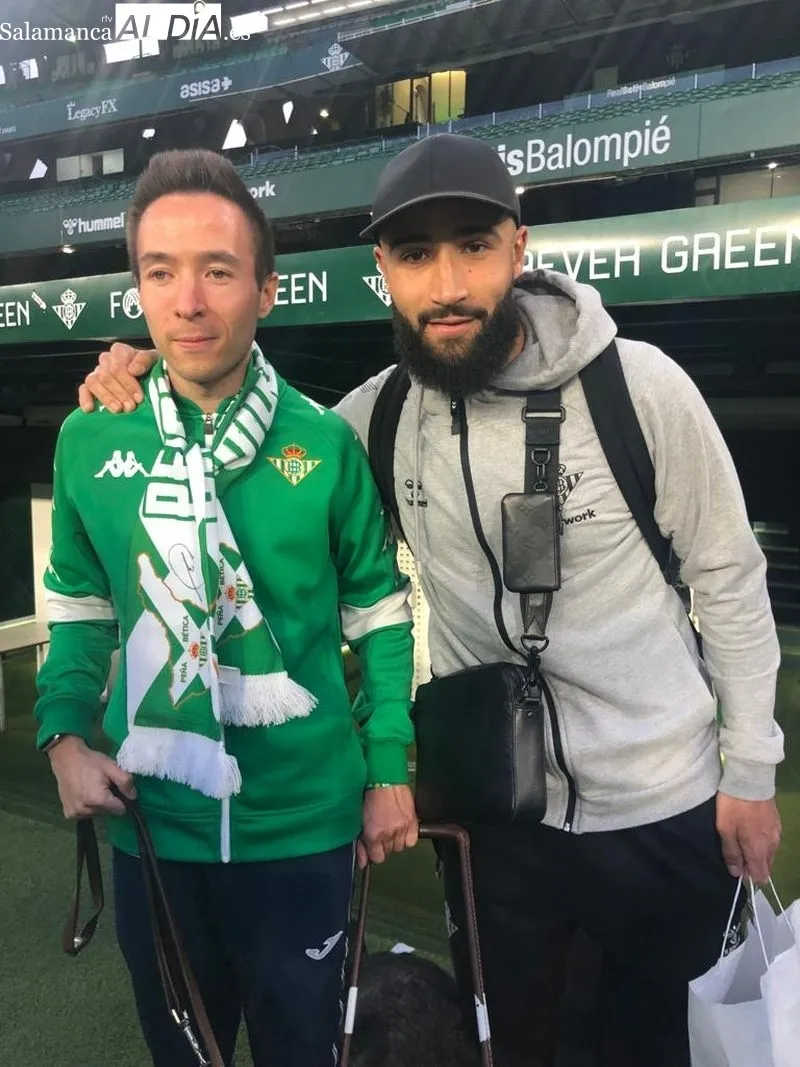 Dani Martín Anaya, en el campo del Betis / Fotos: SALAMANCArtv AL DÍA