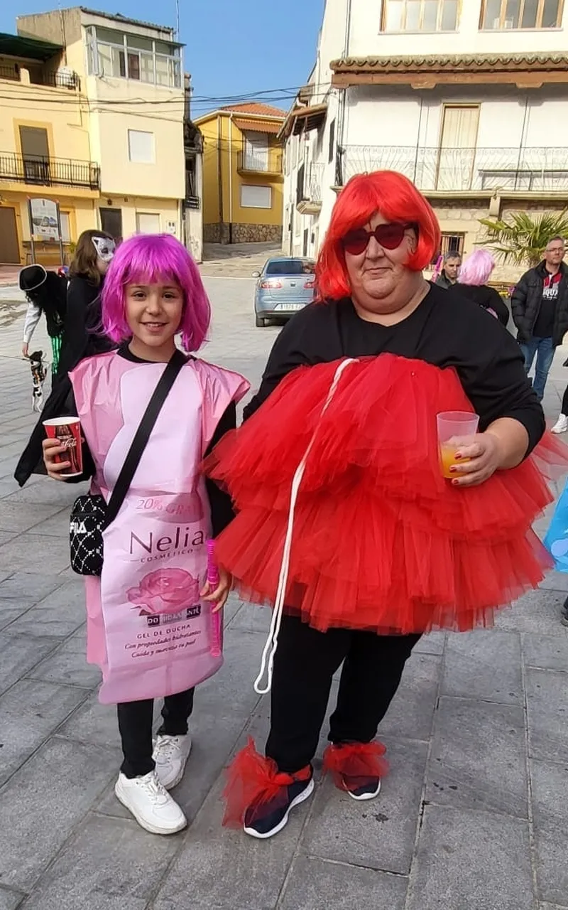 Foto 3 - En Villarino comienzan el Carnaval con un divertido concurso de disfraces