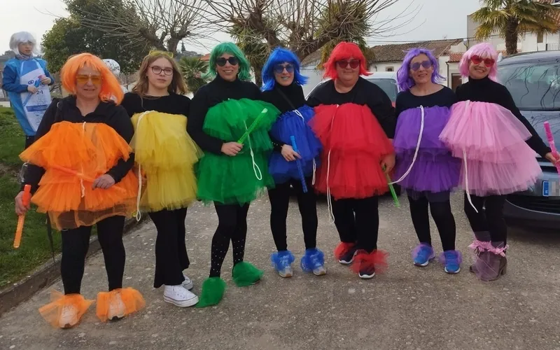 Foto 11 - En Villarino comienzan el Carnaval con un divertido concurso de disfraces