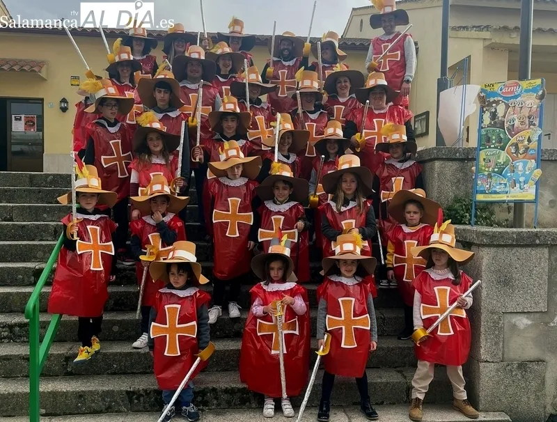 Celebración del Lunes de Carnaval en Villarino de los Aires / CORRAL
