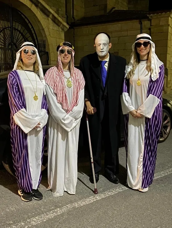 Foto 2 - Extraordinaria participaci&oacute;n de disfraces en el Carnaval de Villavieja de Yeltes