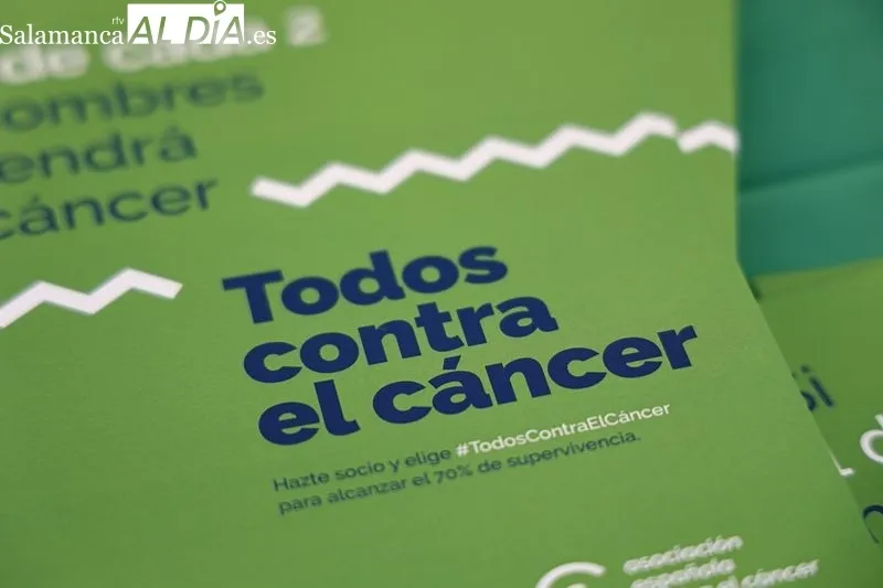 Cuestación Asociación Contra el Cáncer Salamanca 25 mesas
