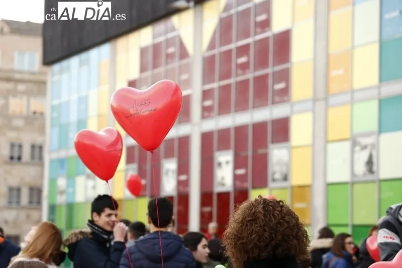 Acto de la asociación Corazones Guerreros en la plaza de la Concordia. Foto de David Sañudo