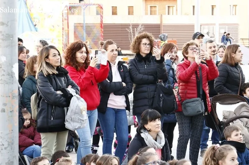 Acto de la asociación Corazones Guerreros en la plaza de la Concordia. Foto de David Sañudo