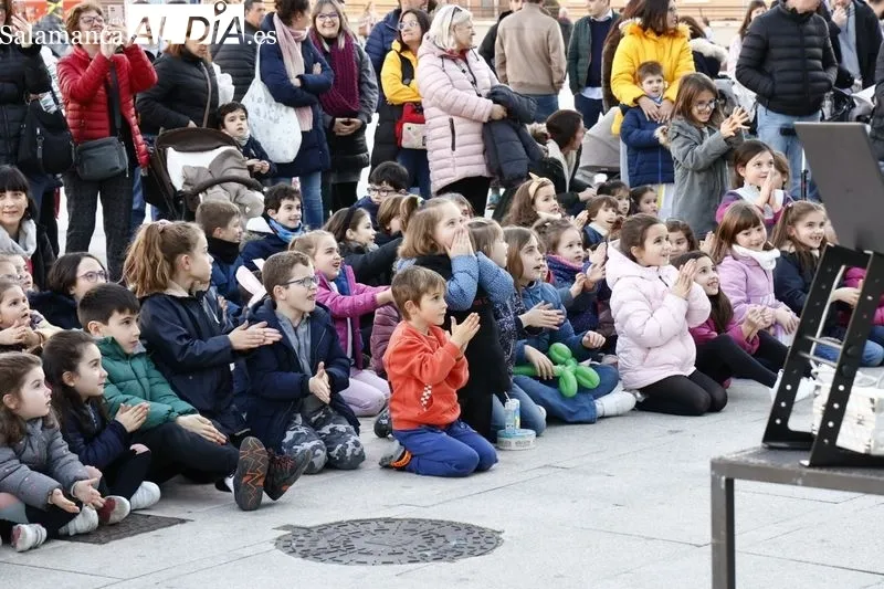 Acto de la asociación Corazones Guerreros en la plaza de la Concordia. Foto de David Sañudo