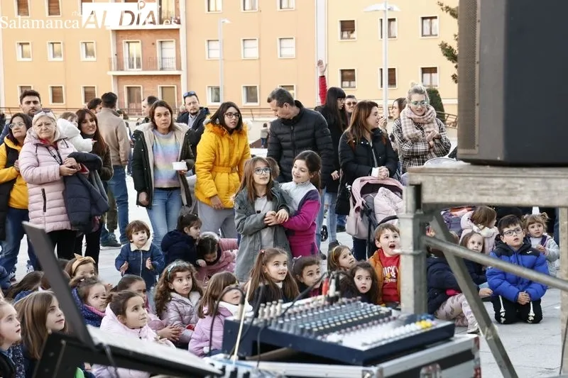 Acto de la asociación Corazones Guerreros en la plaza de la Concordia. Foto de David Sañudo