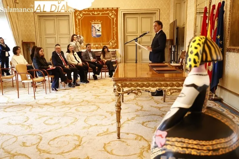 Presentación en el Ayuntamiento del acuerdo entre el Museo DA2 de Salamanca y la Fundación Coca-Cola. Foto de David Sañudo