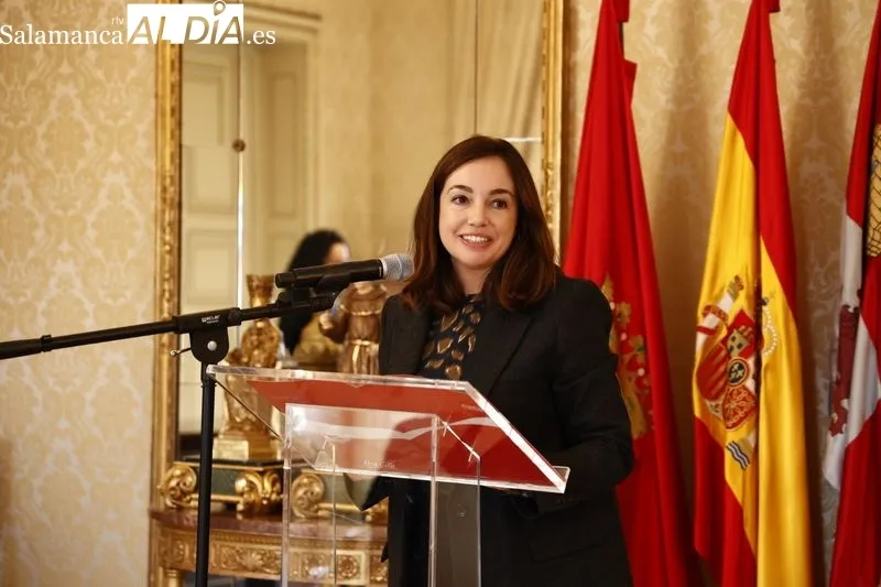 Presentación en el Ayuntamiento del acuerdo entre el Museo DA2 de Salamanca y la Fundación Coca-Cola. Foto de David Sañudo