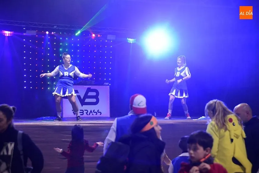 Foto 8 - El baile de disfraces infantil est&aacute; tambi&eacute;n de vuelta al Carnaval