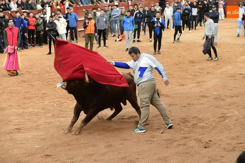 Foto 8 - Un fugaz desencierro completa una gran jornada de los astados de Villanueva