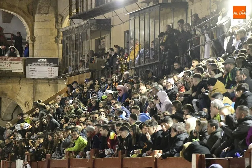 Foto 6 - Luis Juanela se lleva el Concurso de Recortes, que tuvo un enorme susto al meterse un toro en un burladero
