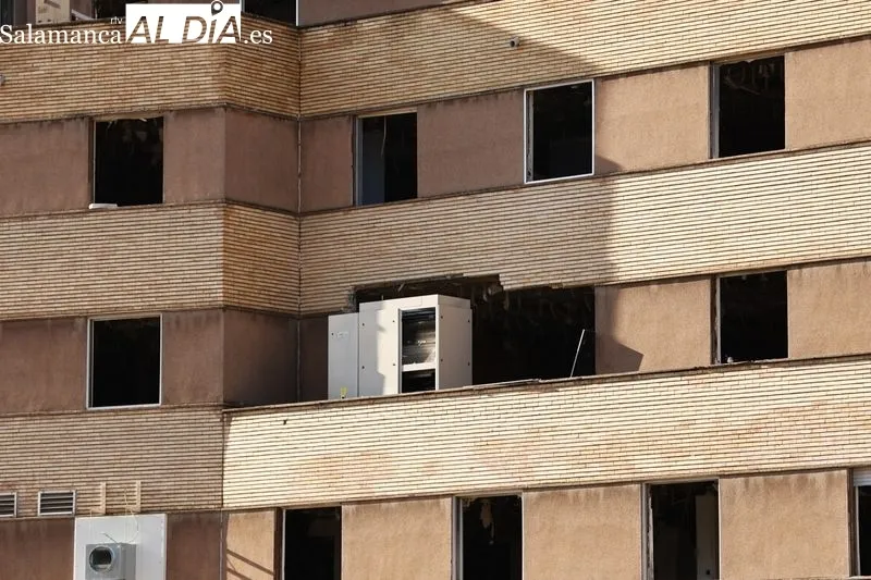 Derribo del antiguo Hospital Clínico de Salamanca. Foto de David Sañudo