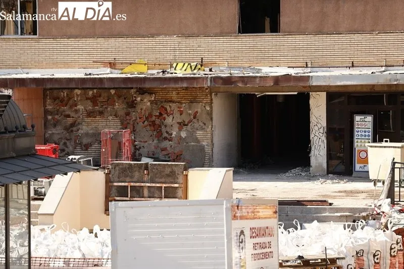 Derribo del antiguo Hospital Clínico de Salamanca. Foto de David Sañudo