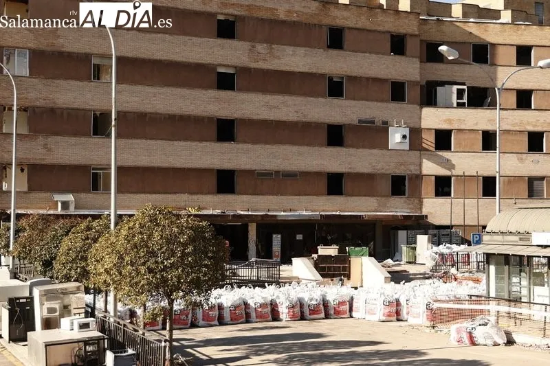 Derribo del antiguo Hospital Clínico de Salamanca. Foto de David Sañudo