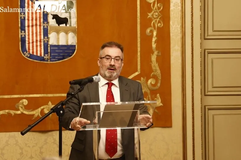 Presentación en el Ayuntamiento de Salamanca de la II Semana del Español organizada por la Federación Española de Escuelas de Español como Lengua Extranjera (FEDELE). Foto de David Sañudo