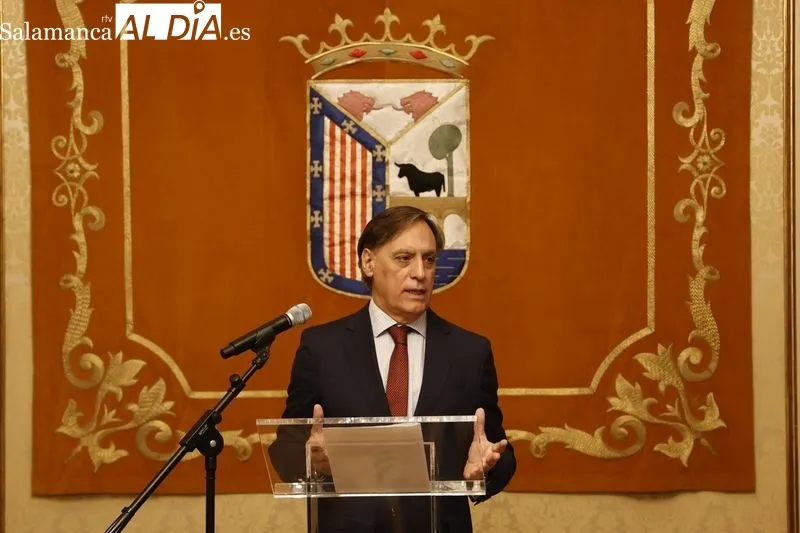 Presentación en el Ayuntamiento de Salamanca de la II Semana del Español organizada por la Federación Española de Escuelas de Español como Lengua Extranjera (FEDELE). Foto de David Sañudo