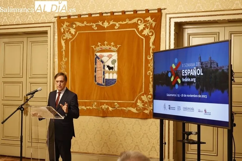 Presentación en el Ayuntamiento de Salamanca de la II Semana del Español organizada por la Federación Española de Escuelas de Español como Lengua Extranjera (FEDELE). Foto de David Sañudo