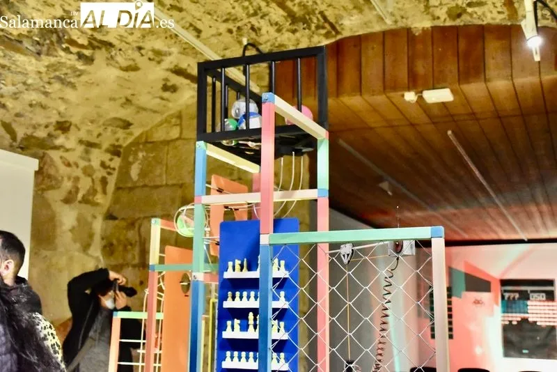 Exposición ‘Meta-proyecciones’ del artista Javier González Añíbarro. Foto de Vanesa Martins