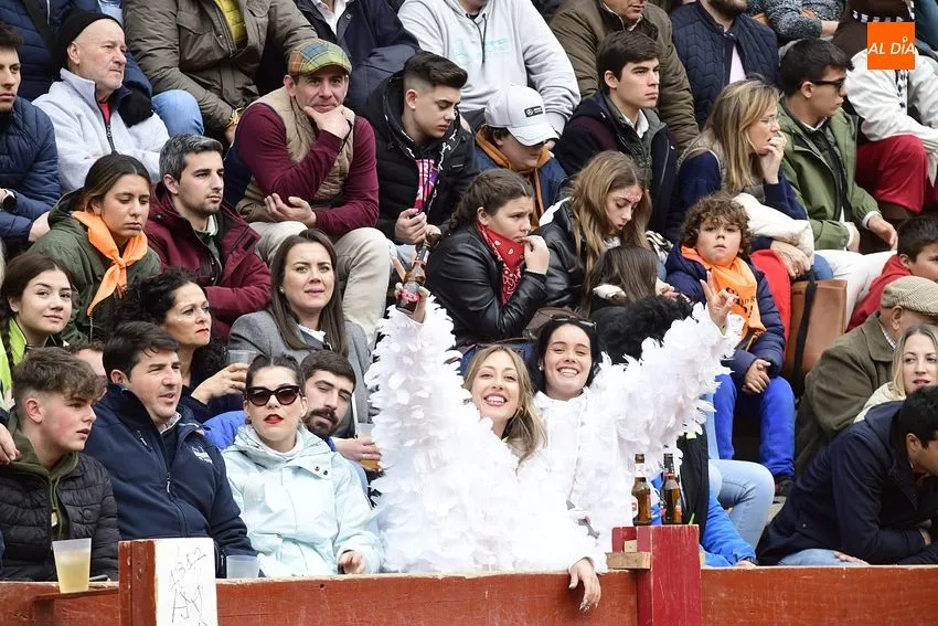 Momentos del festival taurino del sábado Carnaval en Ciudad Rodrigo: Fotos: Adrián M.Pastor