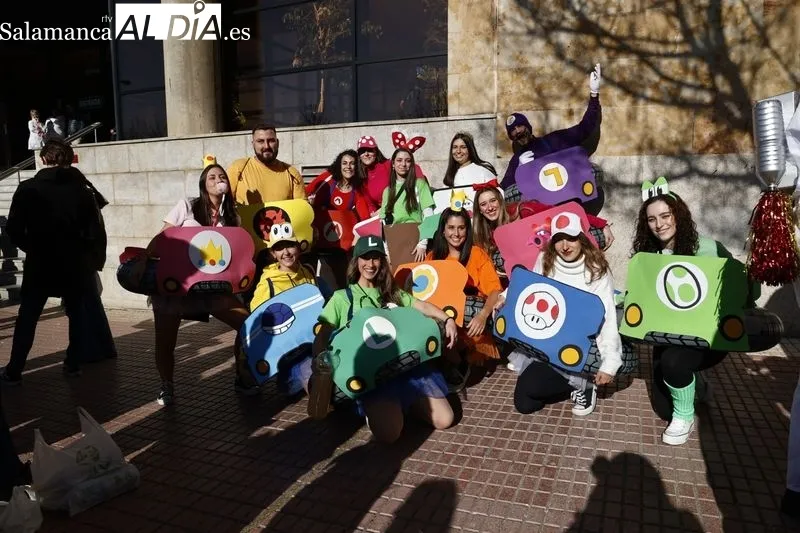 Desfile de las fiestas del Codex 2023 en Salamanca. Foto de David Sañudo