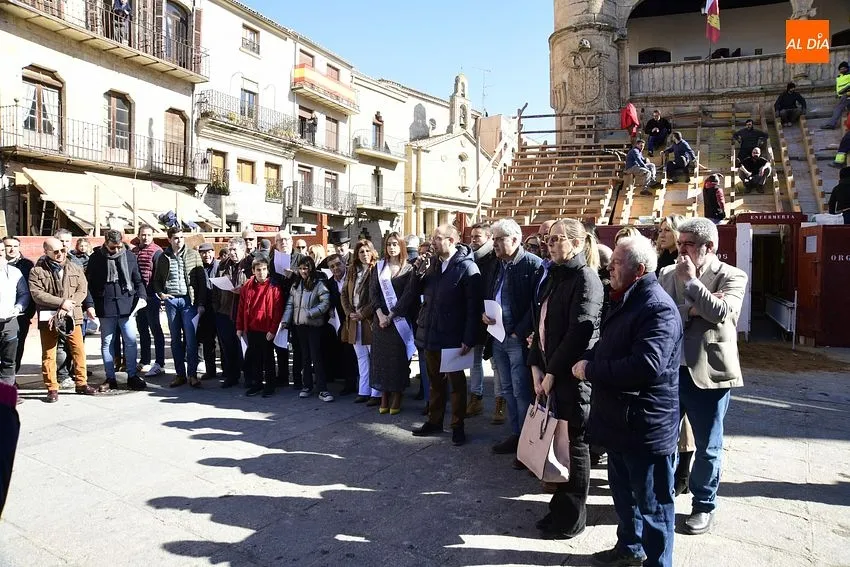 Foto 3 - Ciudad Rodrigo exalta la futura declaraci&oacute;n como BIC del proceso de construcci&oacute;n del coso