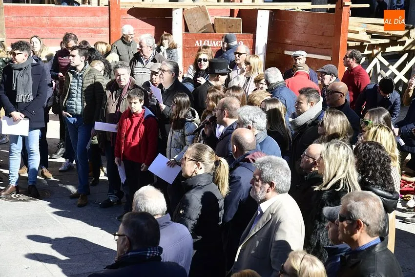 Foto 10 - Ciudad Rodrigo exalta la futura declaraci&oacute;n como BIC del proceso de construcci&oacute;n del coso