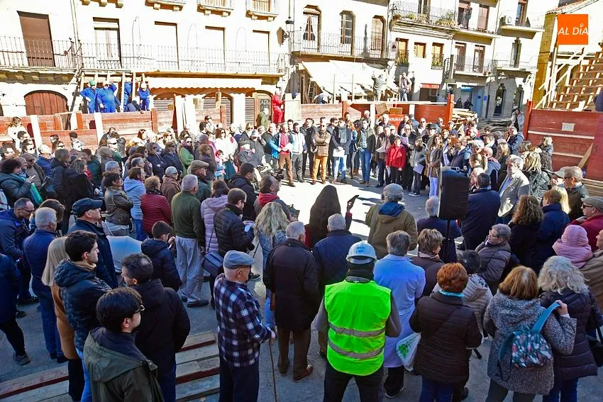 Foto 8 - Ciudad Rodrigo exalta la futura declaraci&oacute;n como BIC del proceso de construcci&oacute;n del coso