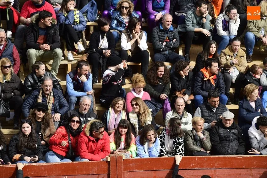 Foto 4 - Sa&uacute;l &lsquo;El Torero B&eacute;tico&rsquo;, gran animador de la entretenida capea matinal