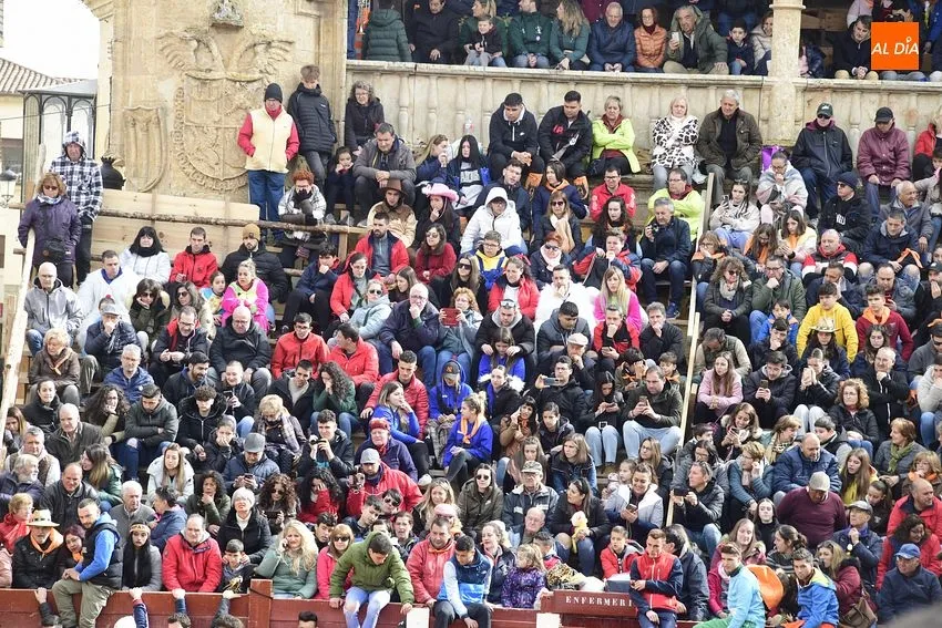 Foto 3 - Sa&uacute;l &lsquo;El Torero B&eacute;tico&rsquo;, gran animador de la entretenida capea matinal
