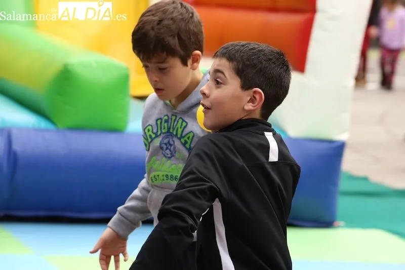 Foto 10 - El Martes de Carnaval arranca con hinchables para los m&aacute;s peque&ntilde;os 