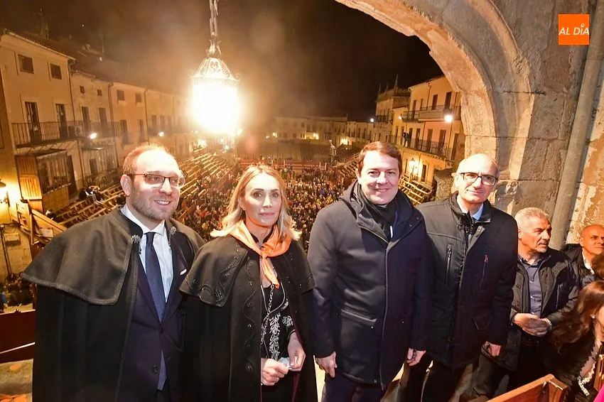 Foto 7 - La pregonera mayor pide en el Pregoncillo &ldquo;cuidado&rdquo; con el binomio de alcohol y toros