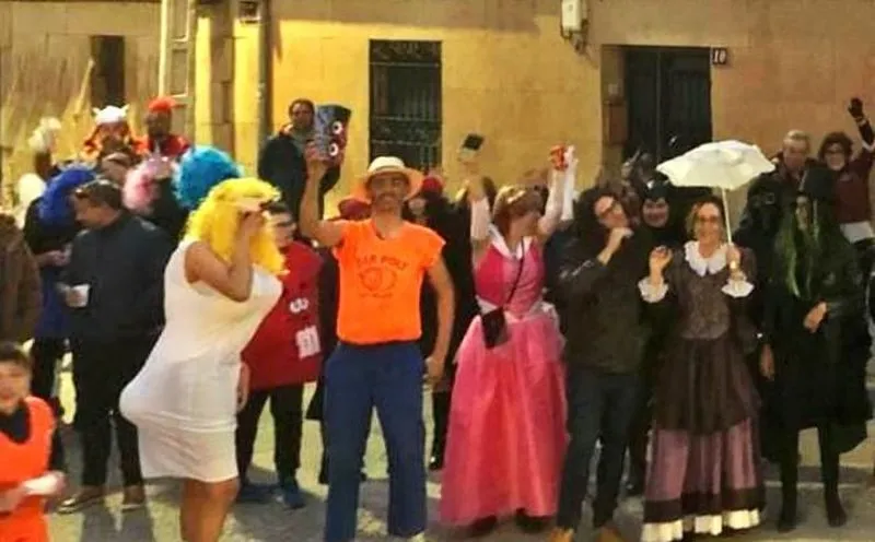 Foto 8 - Pedrosillo el Ralo celebra su primer Carnaval