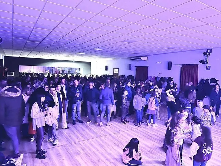Castellanos de Moriscos disfruta del mejor pop de los años 80 y 90
