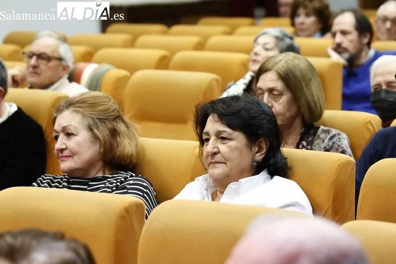 El Casino presenta el documental 'Historia y patrimonio histórico del Instituto Fray Luis de León' | FOTOS: David Sañudo