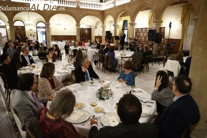 Miembros del Colegio Oficial de Odontólogos y Estomatólogos se reúnen en el Casino | FOTOS: David Sañudo