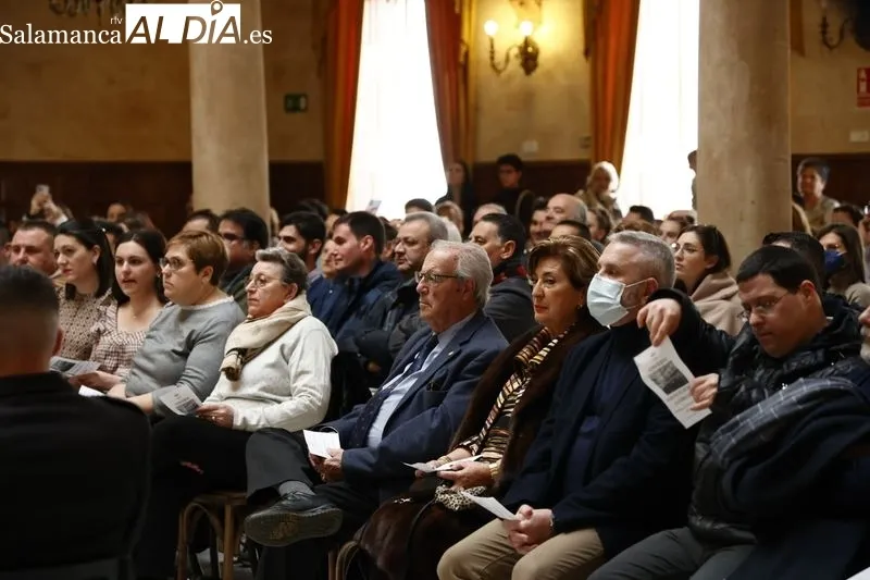 La Agrupación Musical la Expiración llena de música el Casino | FOTOS: David Sañudo