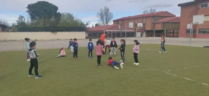 Foto 2 - Los alumnos de Primaria de Santa Marta pueden volver a participar en 'Recreos con salud'