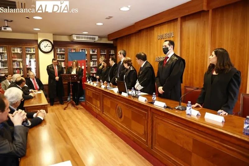 Toman de posesión de los cargos de los nuevos integrantes de la Junta de Gobierno del Colegio de Abogados de Salamanca. Foto de David Sañudo