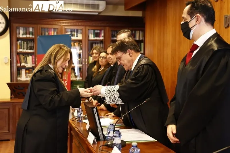Toman de posesión de los cargos de los nuevos integrantes de la Junta de Gobierno del Colegio de Abogados de Salamanca. Foto de David Sañudo