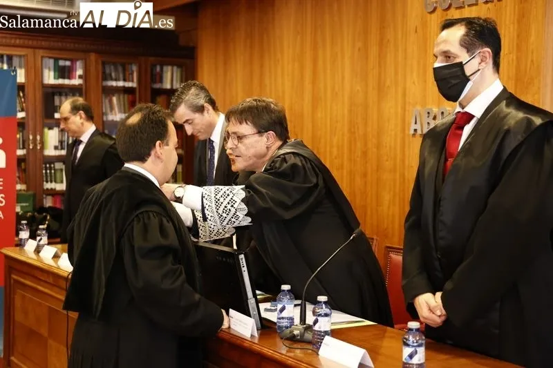 Toman de posesión de los cargos de los nuevos integrantes de la Junta de Gobierno del Colegio de Abogados de Salamanca. Foto de David Sañudo