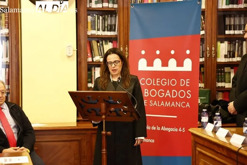 Toman de posesión de los cargos de los nuevos integrantes de la Junta de Gobierno del Colegio de Abogados de Salamanca. Foto de David Sañudo